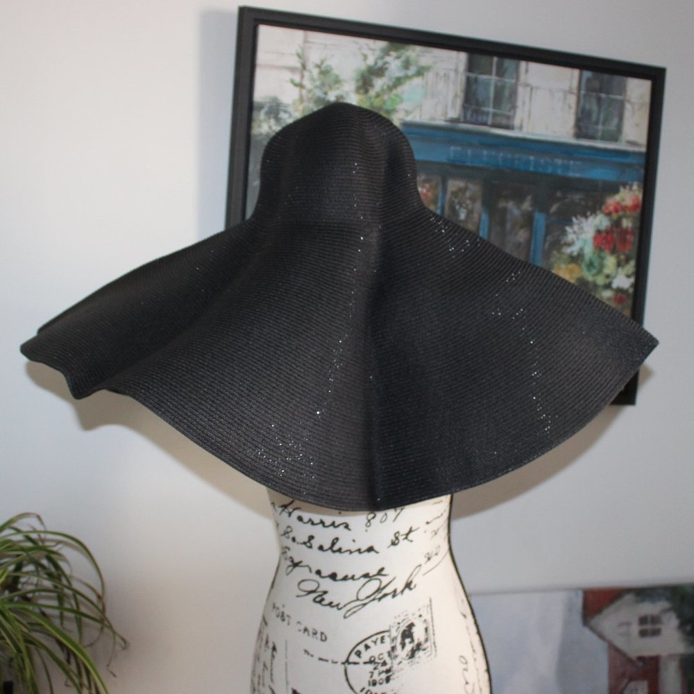 Women's Foldable Extra Wide Brim Hat - Black - NEW